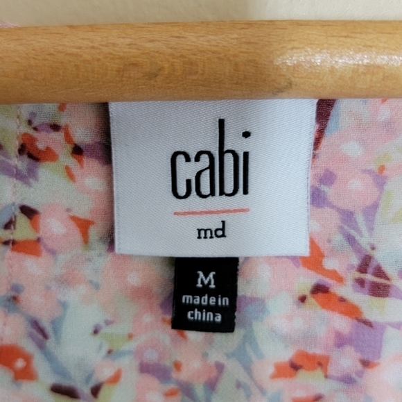 CAbi | #5032 Bella Floral Tiered Sleeveless Tank Blouse Size Medium - Picture 4 of 9